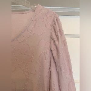 ✨Beautiful dusty rose Loft top!💕